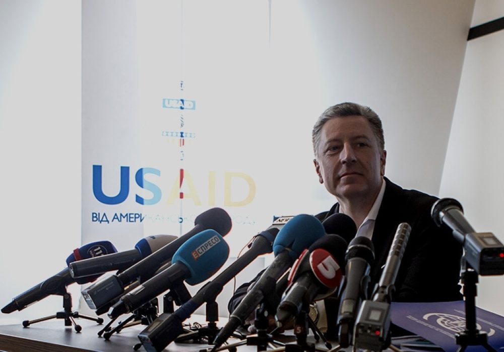 Kurt Volker, U.S. special representative for Ukraine negotiations, in Eastern Ukraine, May 15, 2018. <br>CREDIT: <a href=https://www.flickr.com/photos/usembassykyiv/42148984241/>U.S. Embassy Kyiv Ukraine (CC)</a>.