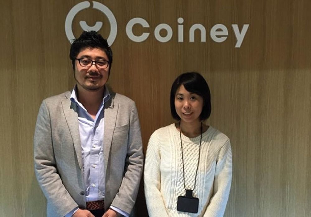 Coiney founder and CEO Naoko Samata (R) with colleague Shinnosuke Io in Tokyo, November 2015. PHOTO: Devin Stewart