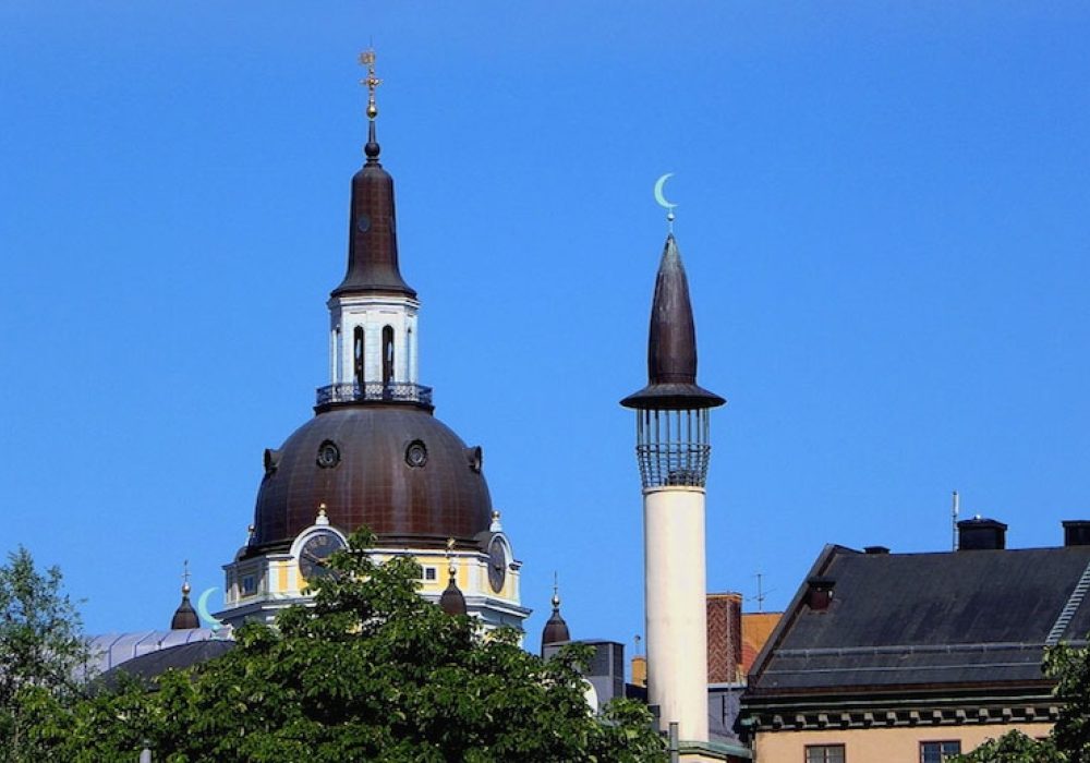Katarina Church and Stockholm Mosque, Stockholm, Sweden. CREDIT: <a href="https://commons.wikimedia.org/wiki/File:Katarina_kyrka_%26_Stockholms_mosk%C3%A9.JPG">Poxnar/Wikimedia</a>