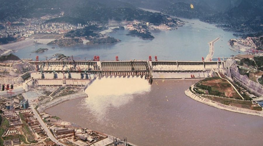 Three Gorges Dam. CREDIT: <a href="www.flickr.com/photos/pvcg/3412711352/" target="_blank"> Pedro Vásquez Colmenares</a>