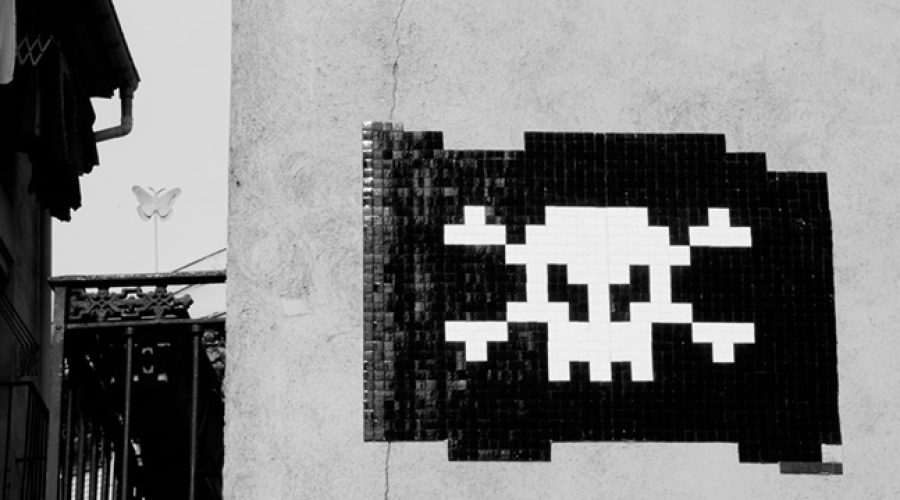 Jolly Roger Pirate Flag. CREDIT: <a href="http://bit.ly/1KdKK8H" target="_blank">Josu </a><a href="https://creativecommons.org/licenses/by/2.0/" target="_blank">(CC)</a>.
