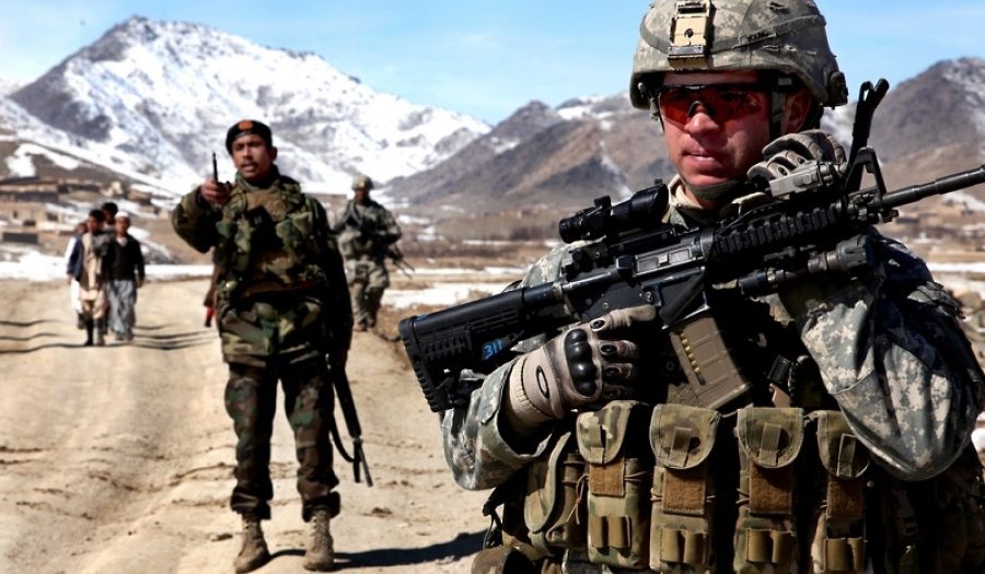 Patrol in Afghanistan<br>Credit: <a href="http://www.flickr.com/photos/soldiersmediacenter/4378533001" target="_blank">U.S. Army</a> (<a href="http://creativecommons.org/licenses/by/2.0/deed.en" target="_blank">CC</a>)