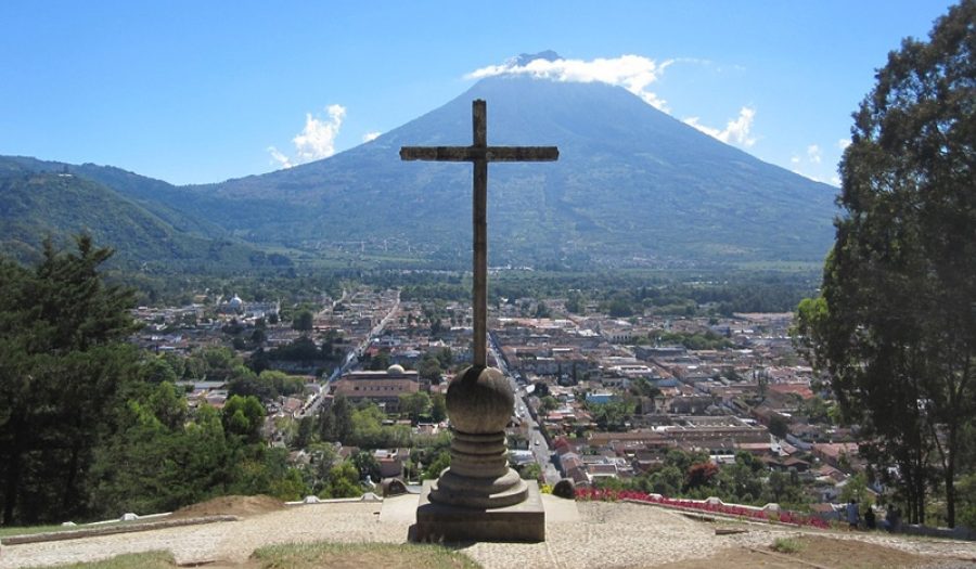 Antigua, Guatemala. CREDIT: <a href="https://pixabay.com/en/guatemala-antigua-america-central-877429/">josephhill/Pixabay (CC)</a>